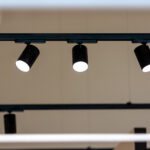 Illuminazione showroom arredo bagno