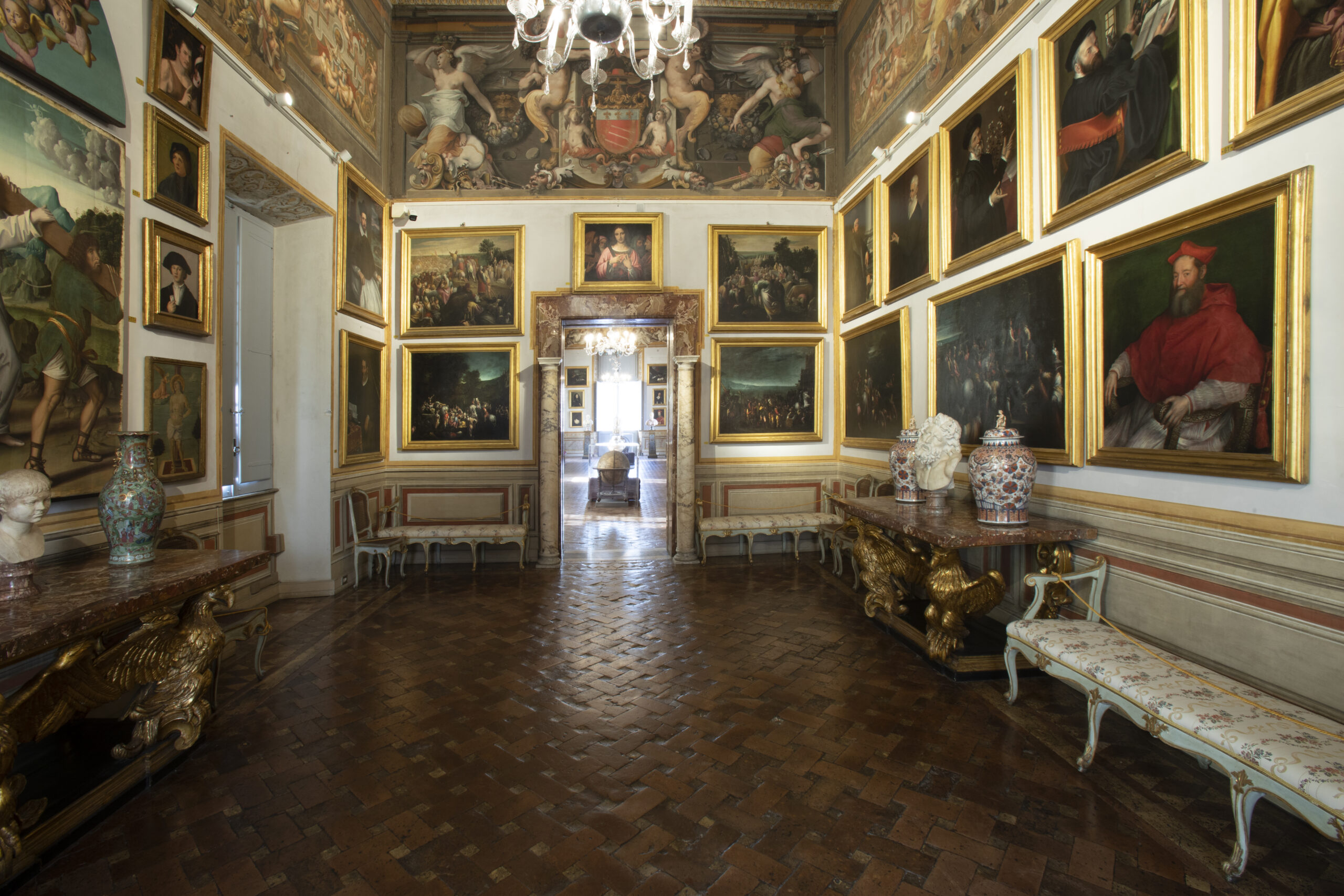 illuminazione galleria spada