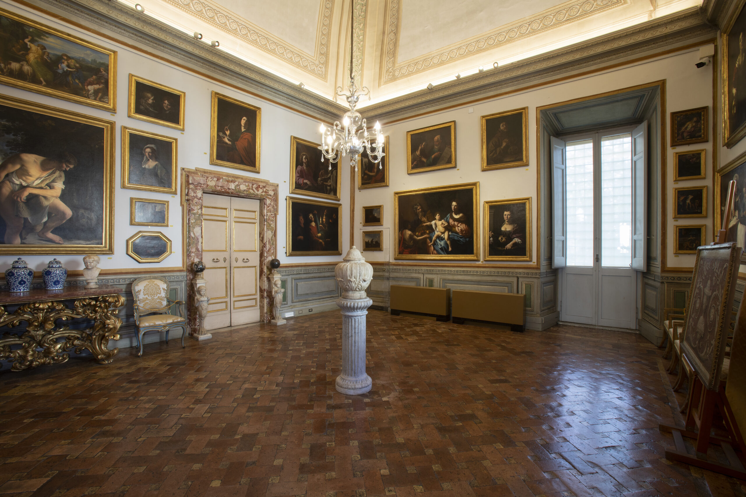 illuminazione galleria spada