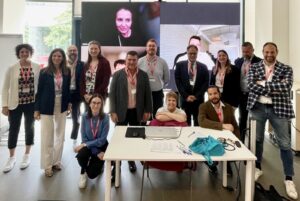 gruppo persone telmotor e siemens