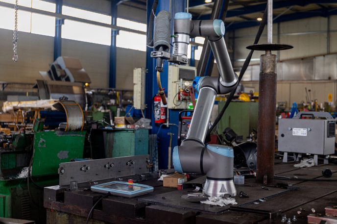 cobot per saldatura industriale